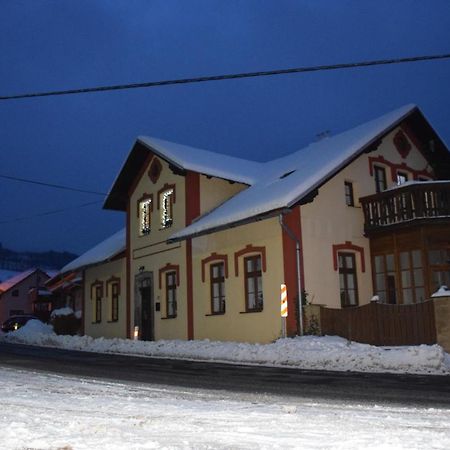 U Potoka Cedronu Daire Jilemnice Dış mekan fotoğraf